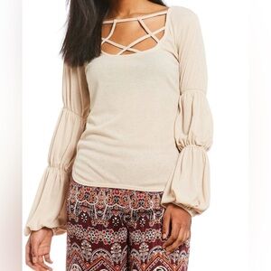 Chelsea & Violet NWT boho peasant top, small